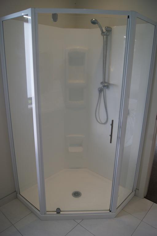 Waihi Beach Getaway-Studio, Ensuite & Private Deck المظهر الخارجي الصورة